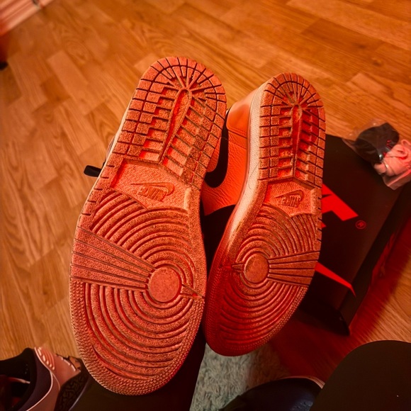 Jordan 1 bubble gum - Picture 3 of 3